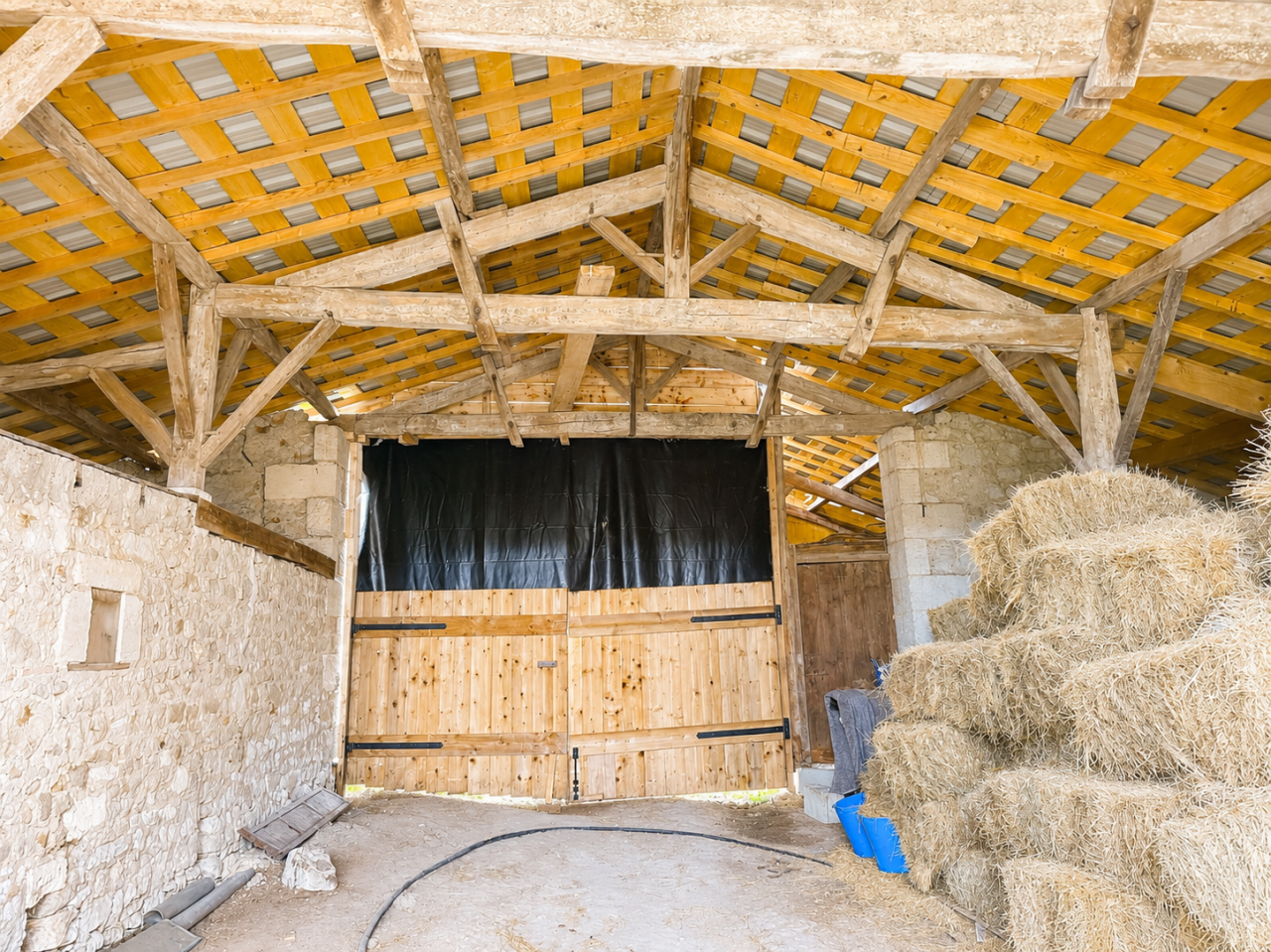 Equestrian property  Charente