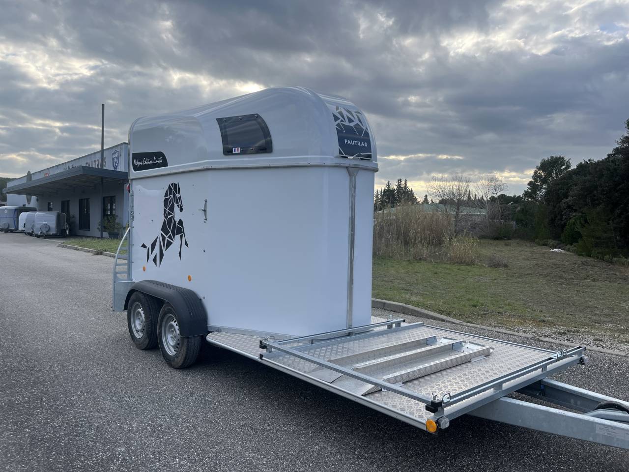 Horse trailer Fautras  2 Stalls 2026 Used