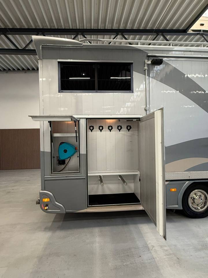 Horsebox NON-HGV Man 12.240 2008 Used