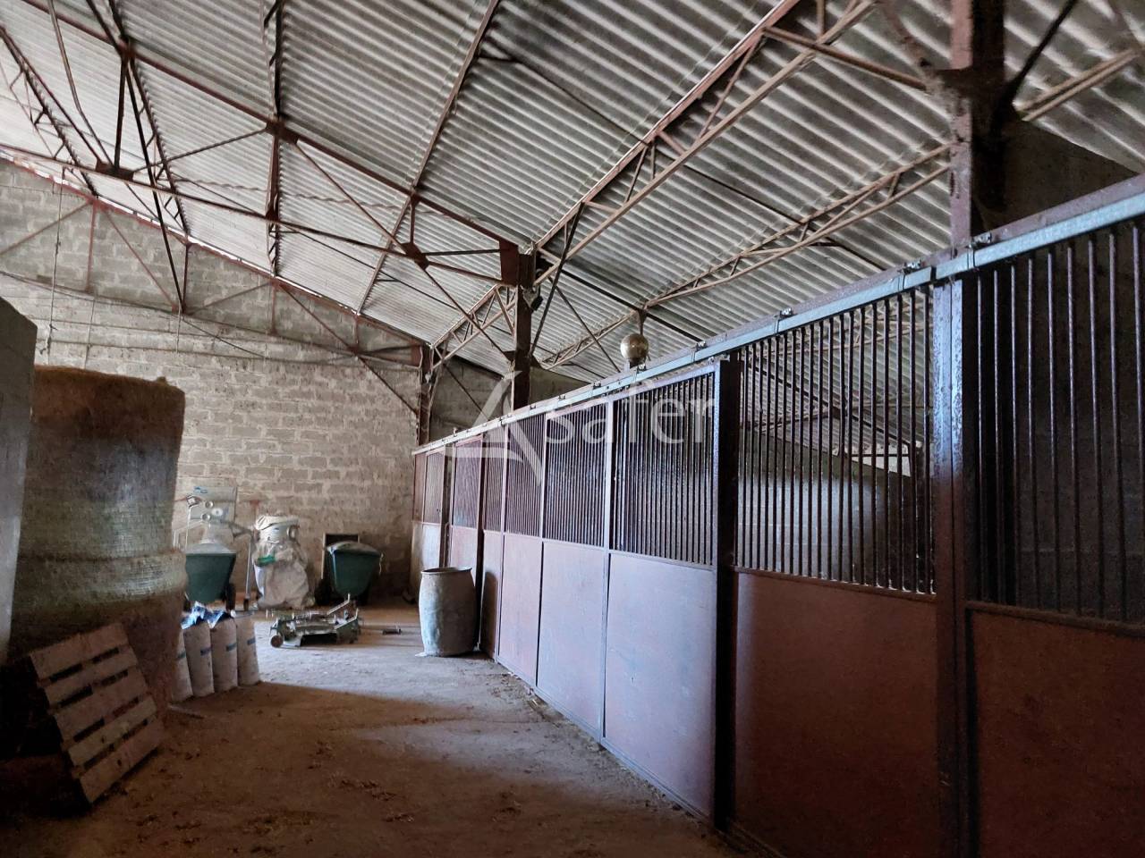 Equestrian property  Dordogne