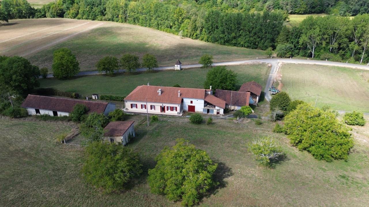 Equestrian property  Dordogne