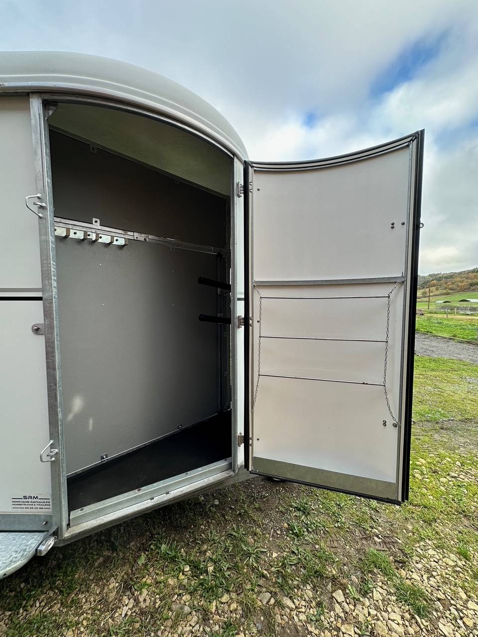 Horse trailer Fautras OBLIC 2+ 2 Stalls 2019 Used