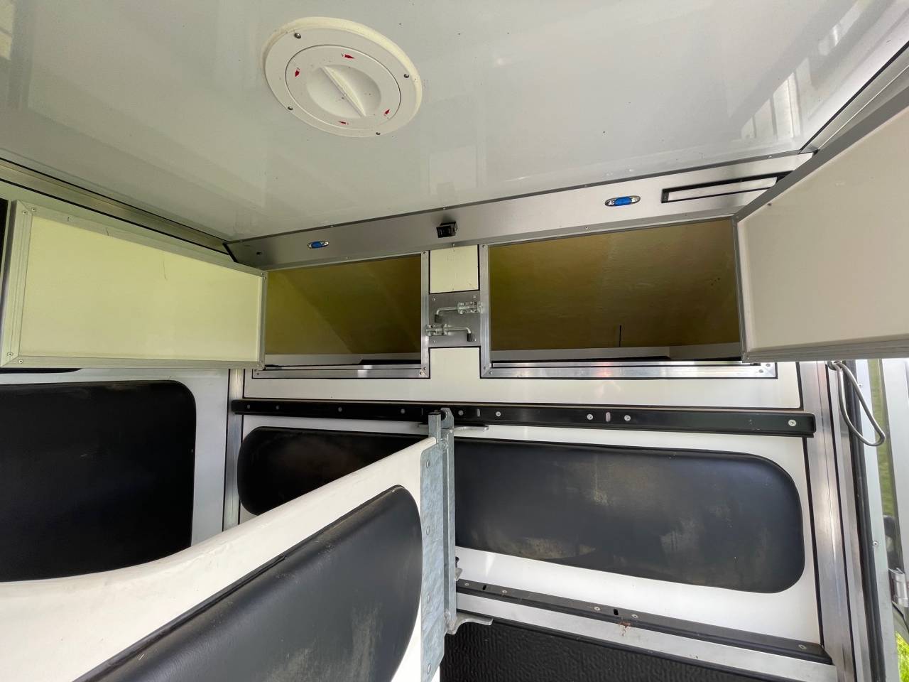 Horsebox HGV Renault RENAULT MASTER  2023 Used