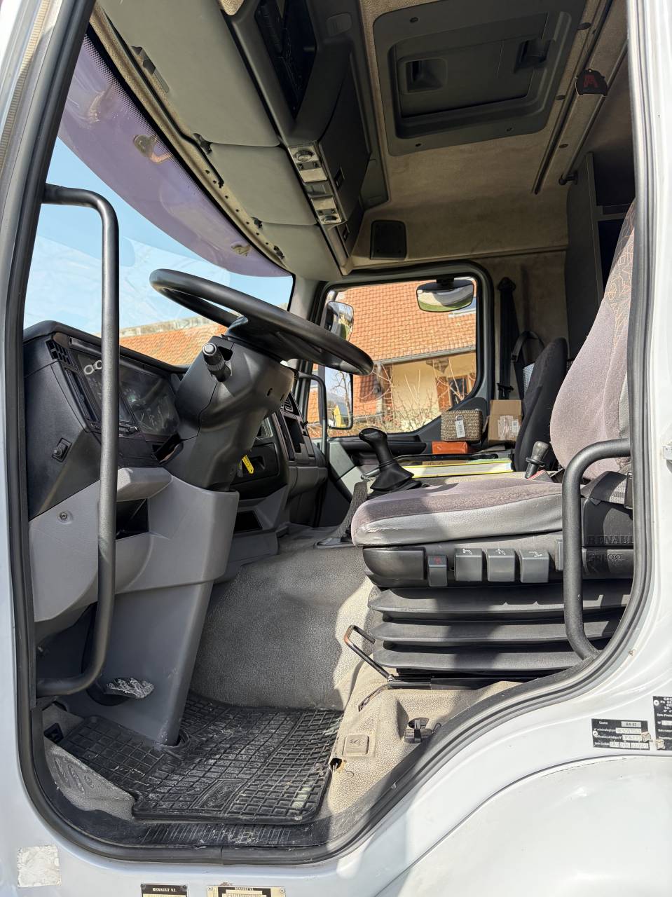 Horsebox NON-HGV Renault  2001 Used