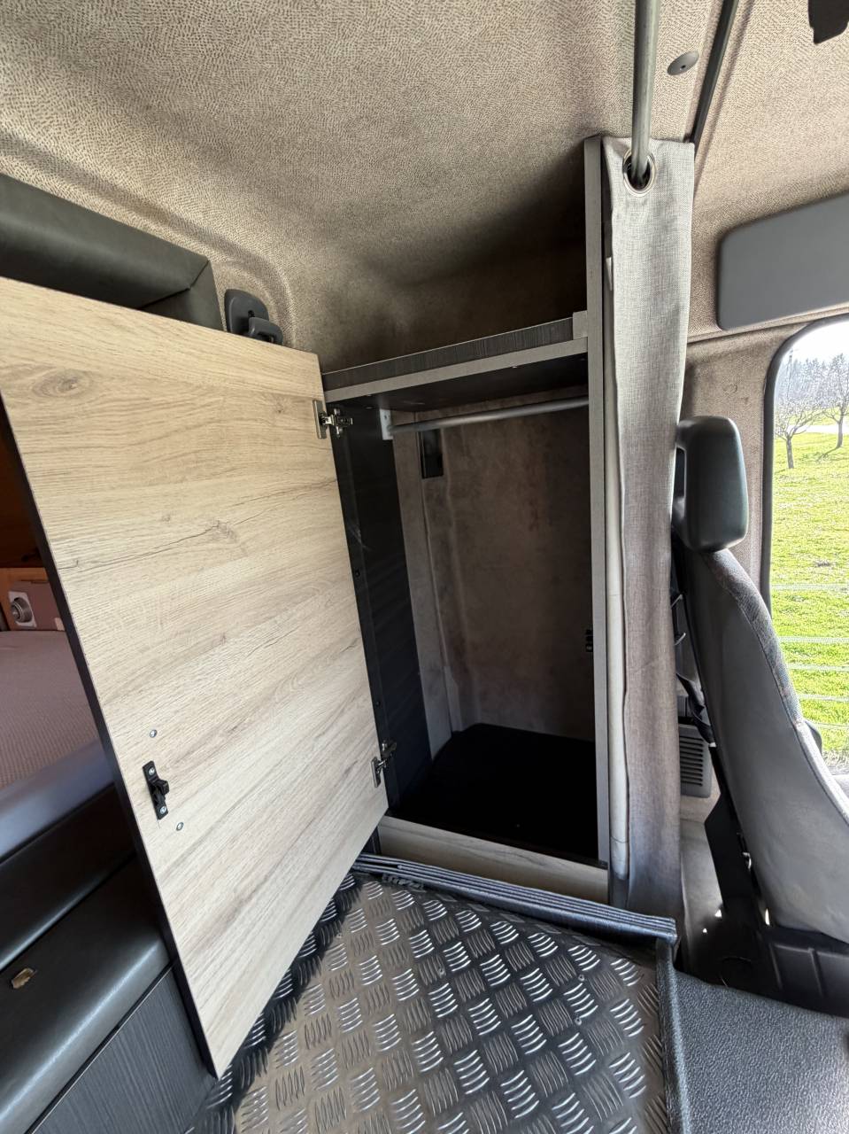 Horsebox NON-HGV Renault  2001 Used