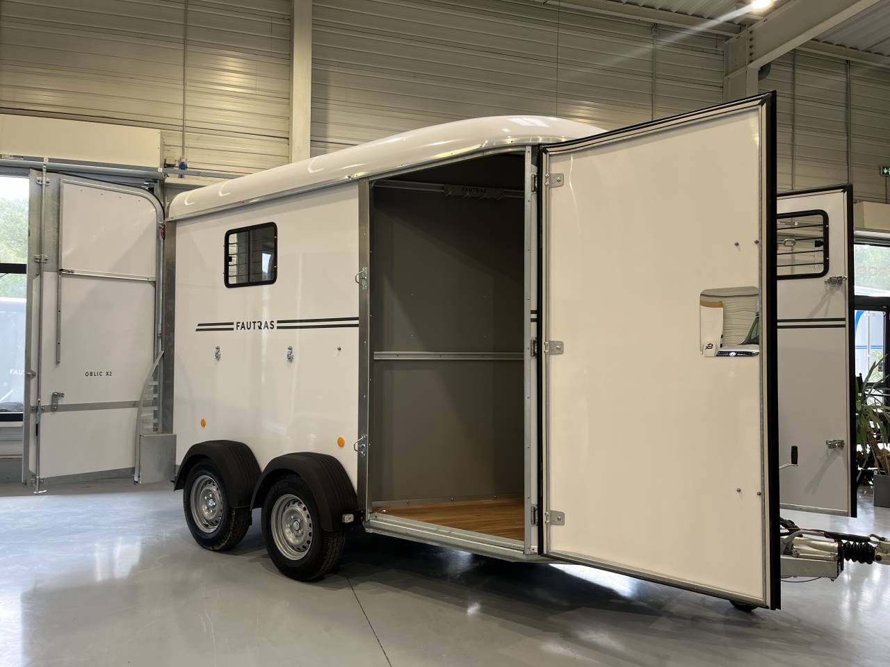 Horse trailer Fautras  2 Stalls 2026 New