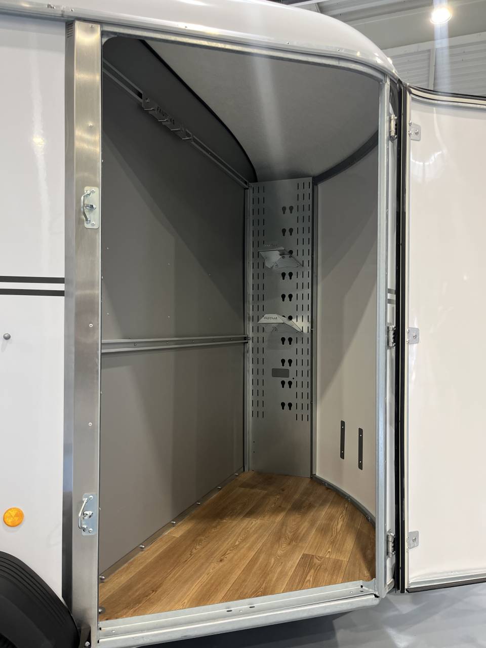 Horse trailer Fautras  2 Stalls 2026 New