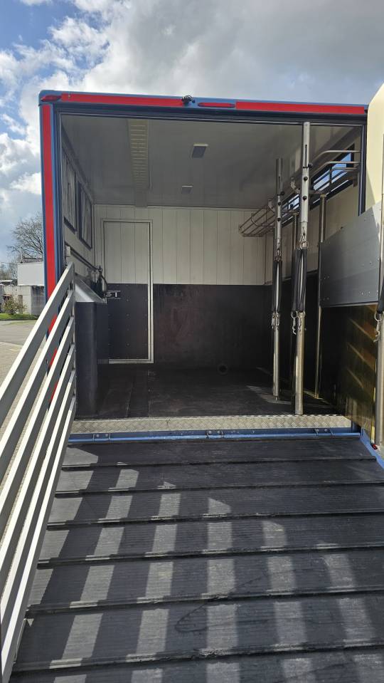 Horsebox NON-HGV Mercedes ATEGO 2013 Used