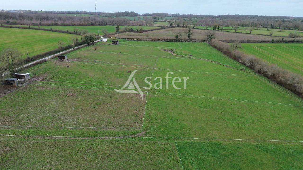 Equestrian property  Deux-S&egrave;vres