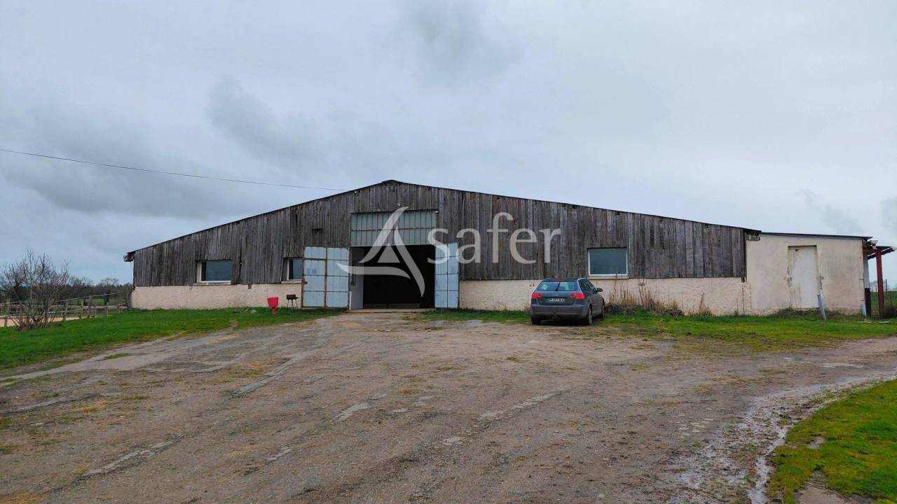 Equestrian property  Deux-S&egrave;vres