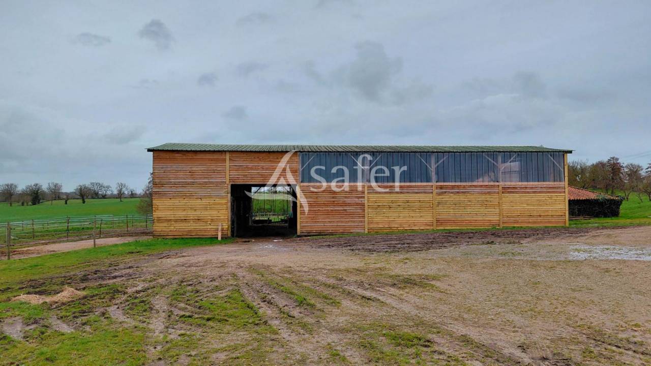 Equestrian property  Deux-S&egrave;vres