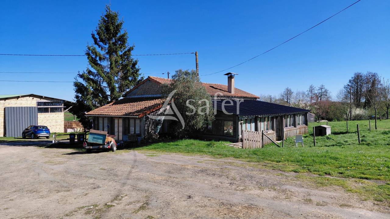 Equestrian property  Deux-S&egrave;vres