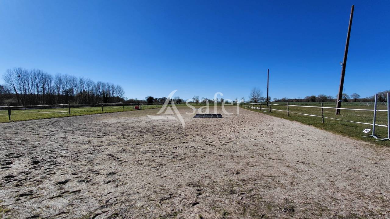 Equestrian property  Deux-S&egrave;vres