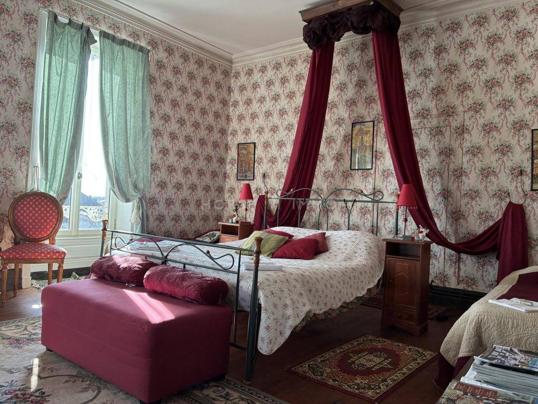 Luxurious equestrian property  Vend&eacute;e