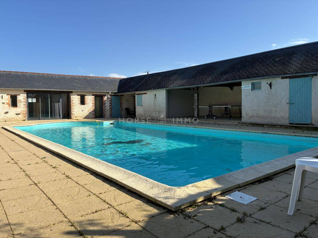 Luxurious equestrian property  Vend&eacute;e