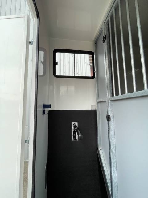 Horsebox HGV Renault MASTER 2021 New