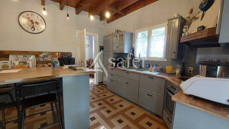 Other country property  Gironde