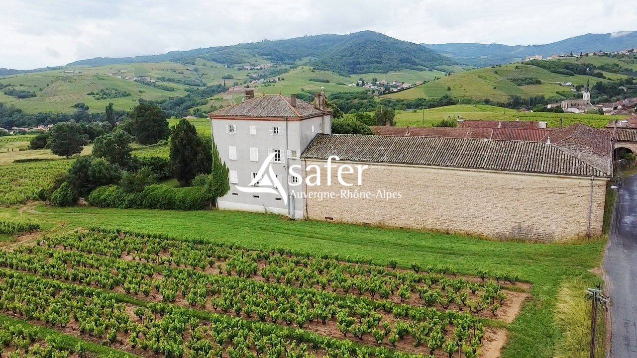 Other country property  Rh&ocirc;ne