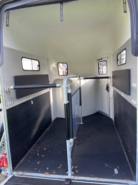 Horse trailer Cheval Liberte GOLD 3 2 Stalls 2026 New