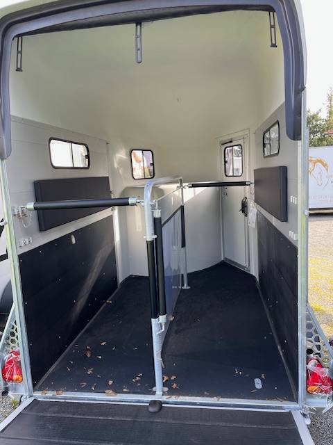 Horse trailer Cheval Liberte GOLD 3 2 Stalls 2026 New