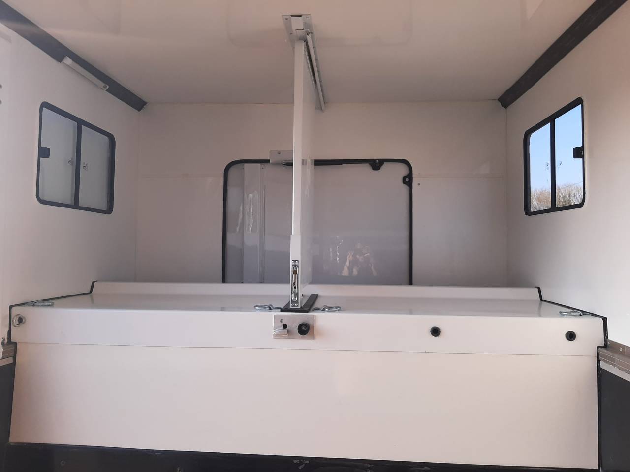 Horsebox HGV Renault Master 2017 Used