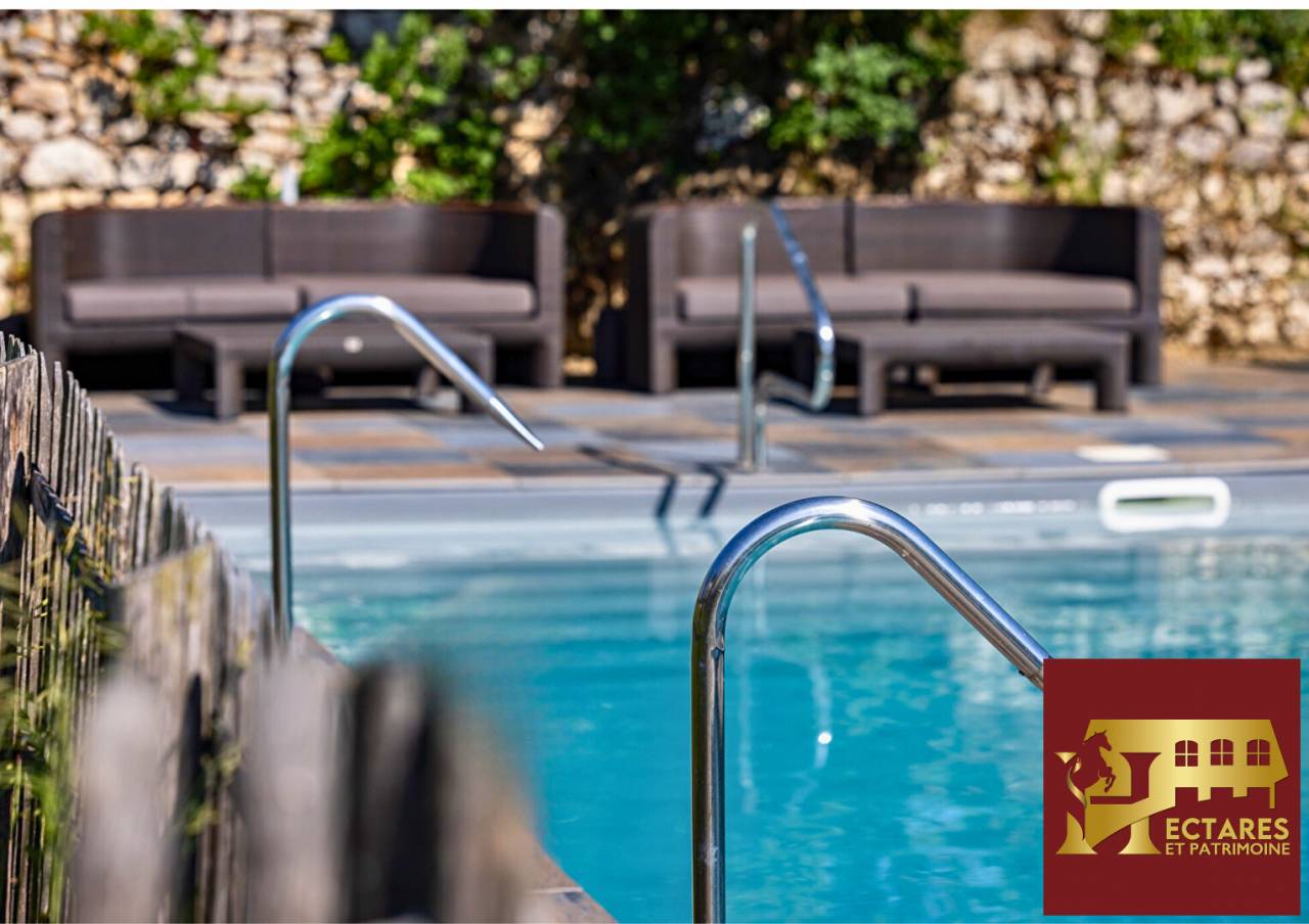 Equestrian property  Dordogne