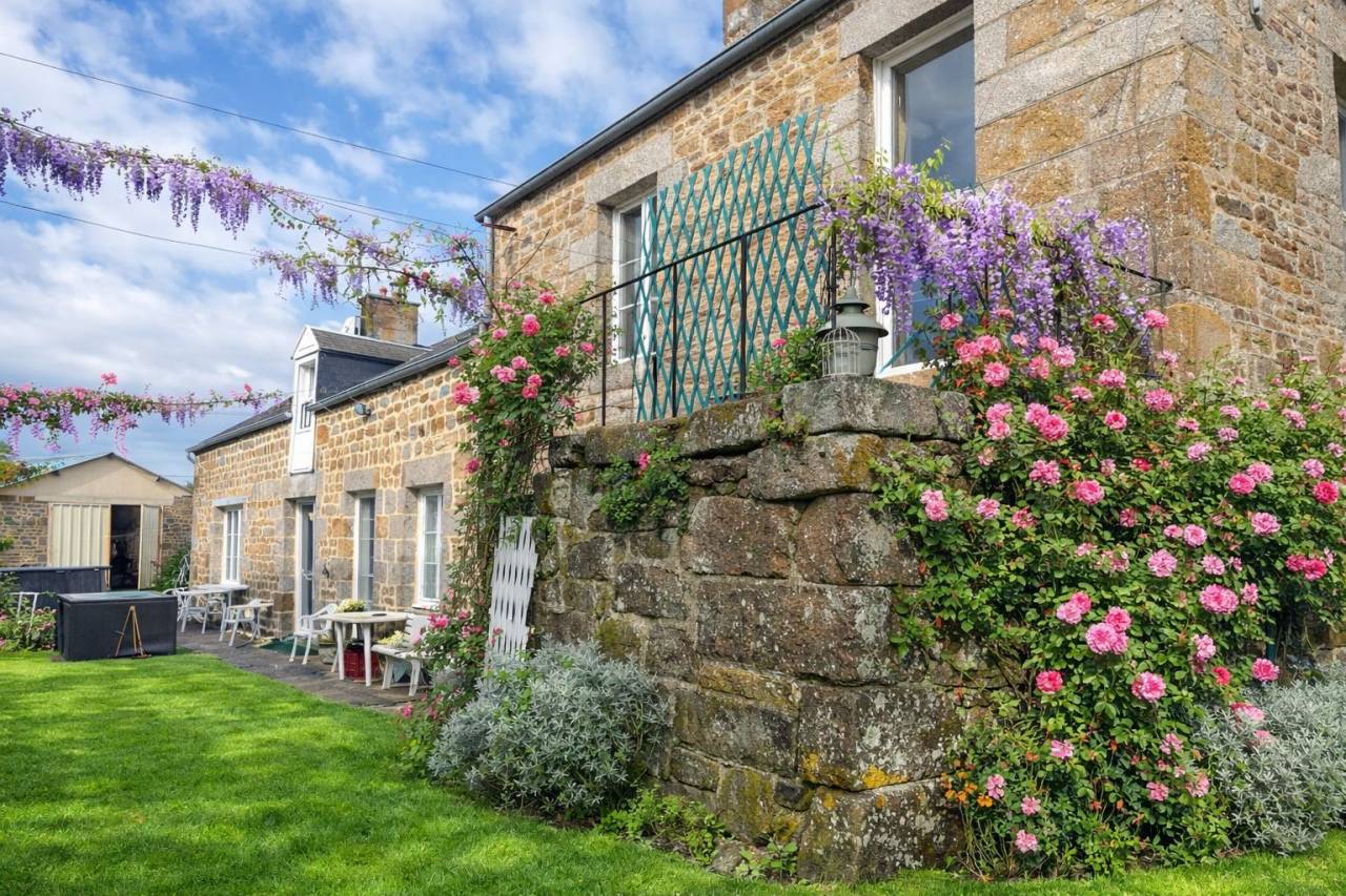 Equestrian property  Orne