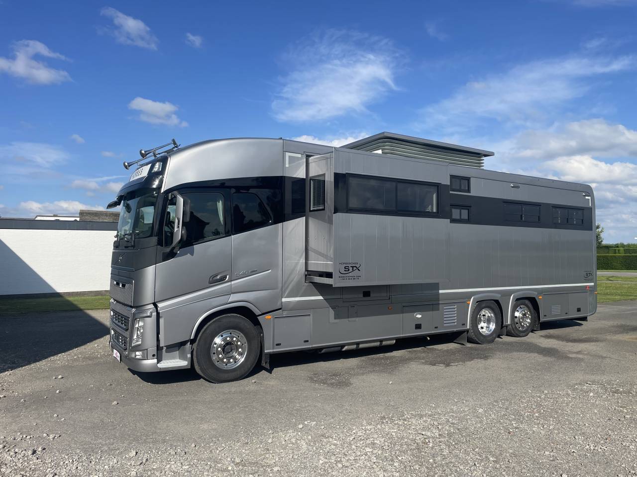 Horsebox NON-HGV STX FH540 2017 Used