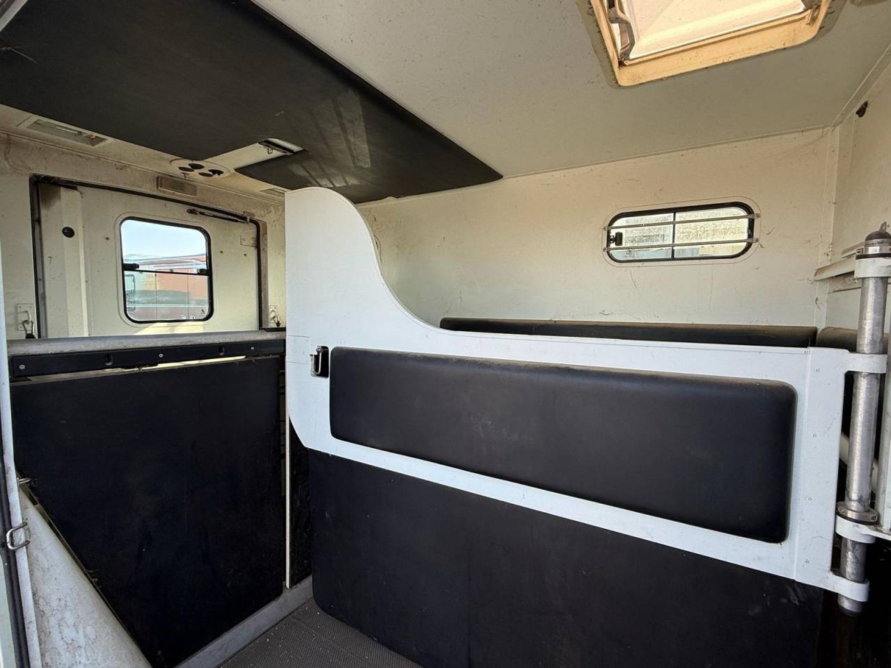 Horsebox HGV Renault Master 2007 Used