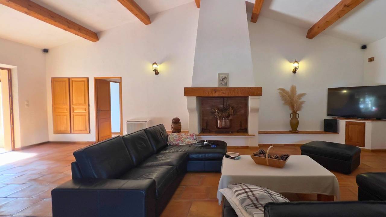 Luxurious equestrian property  Var