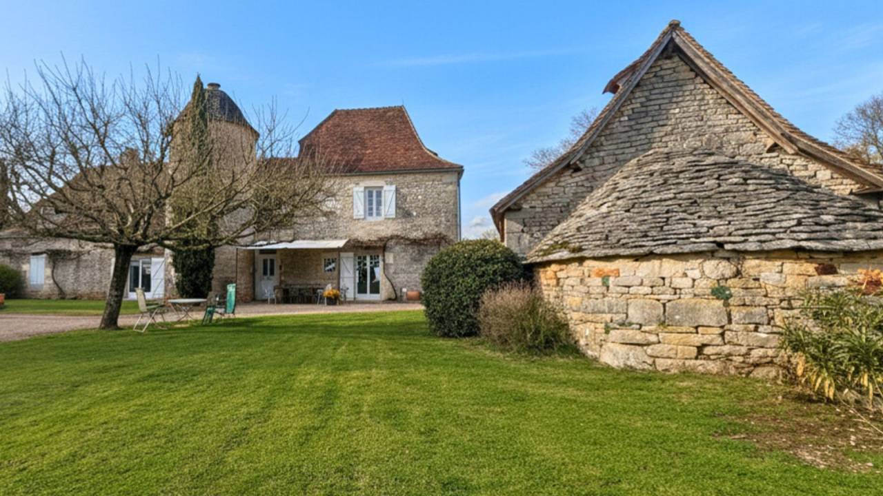 Luxurious equestrian property  Lot