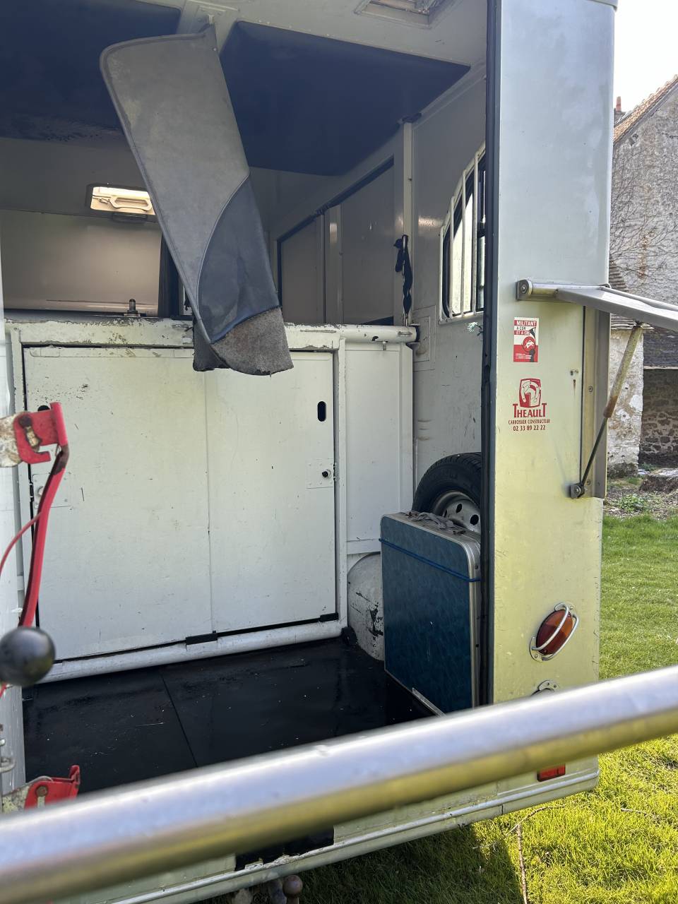 Horsebox HGV Renault Master 2 2006 Used