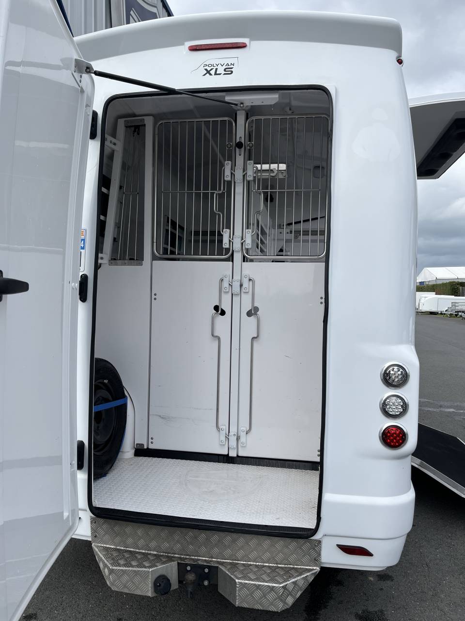 Horsebox HGV Barbot master 2021 Used