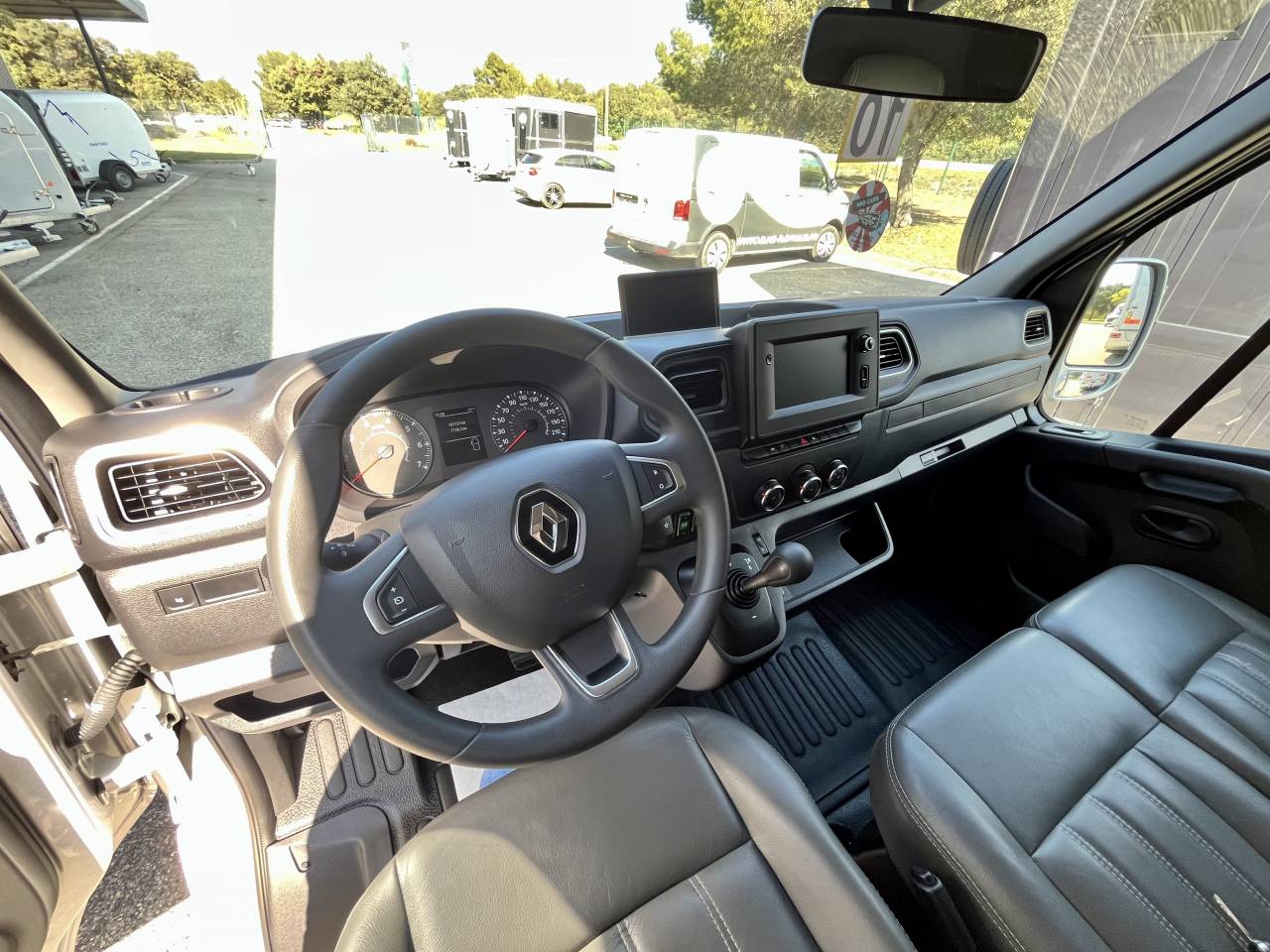 Horsebox HGV STX  2021 Used