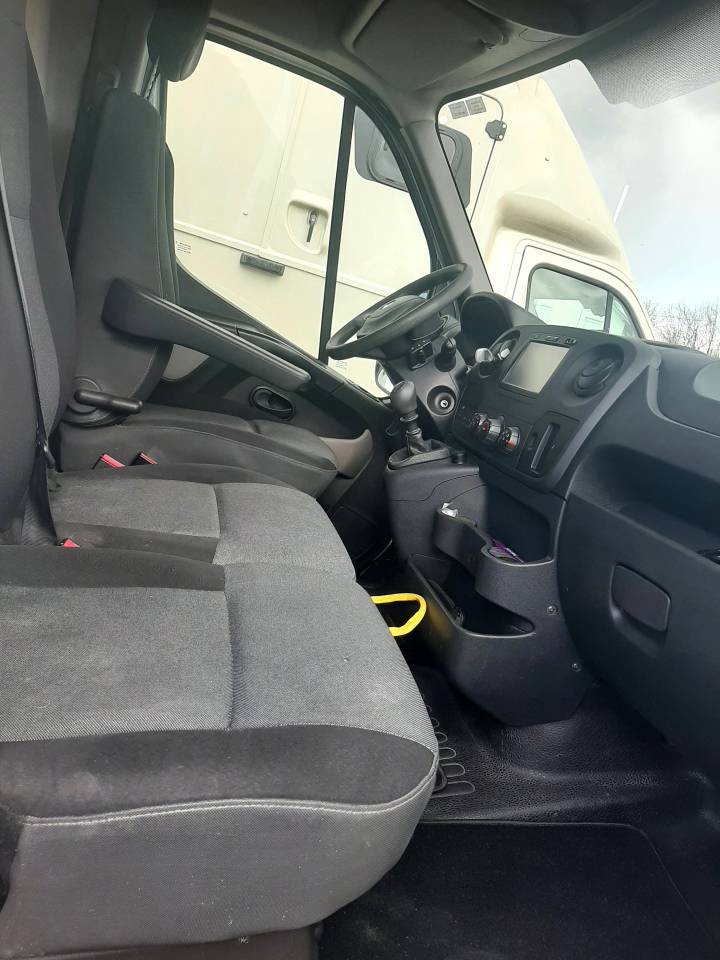 Horsebox HGV Renault Master 2018 Used