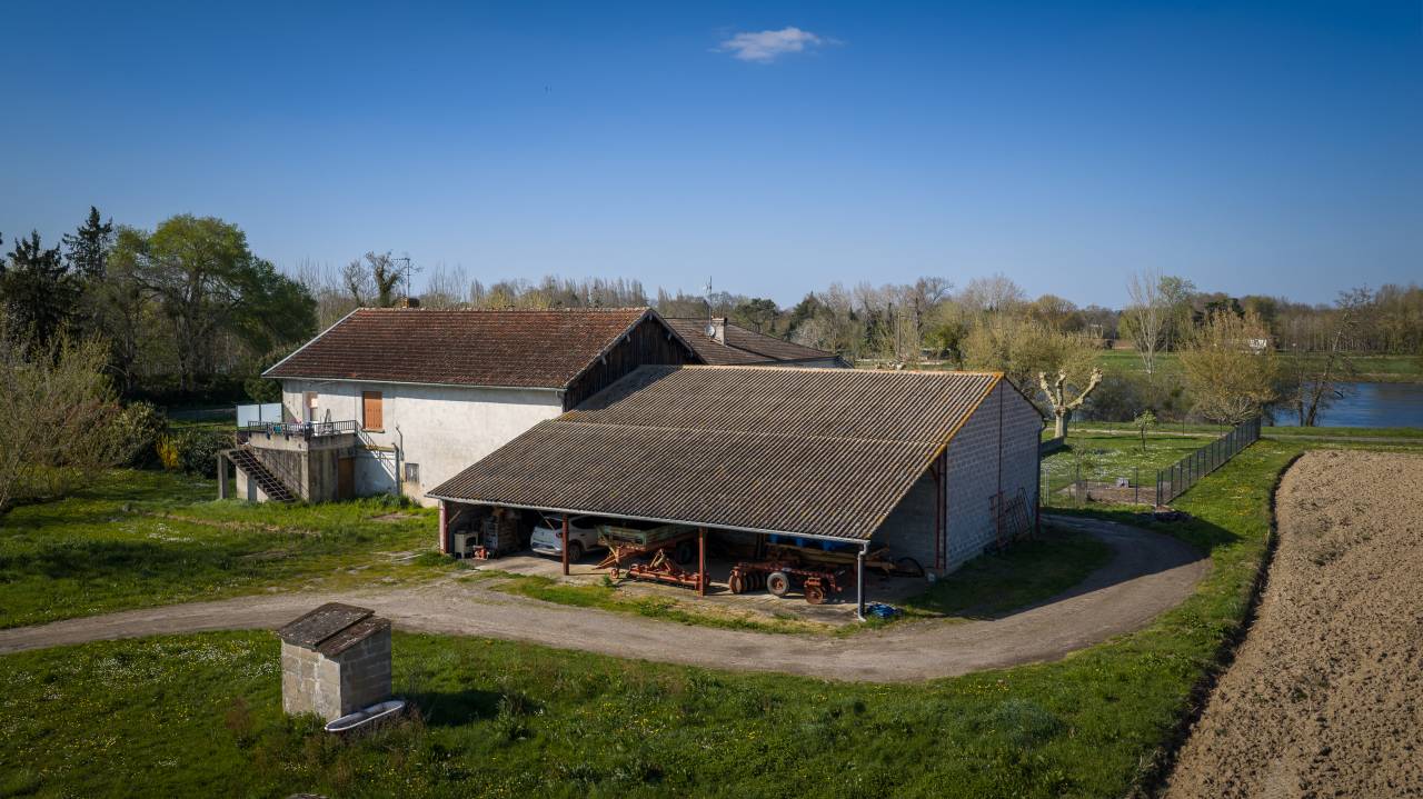 Equestrian property  Gironde