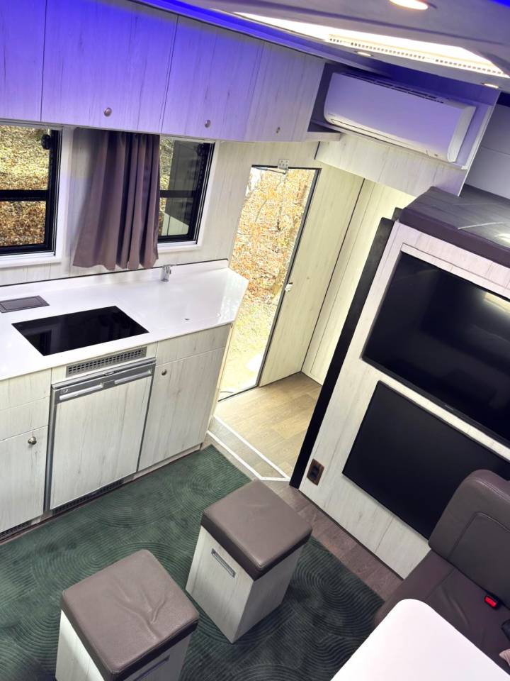 Horsebox NON-HGV Mercedes MERCEDES-BENZ 0 Used