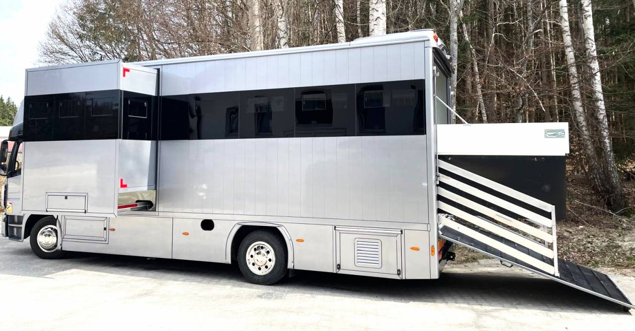Horsebox NON-HGV Mercedes MERCEDES-BENZ 0 Used