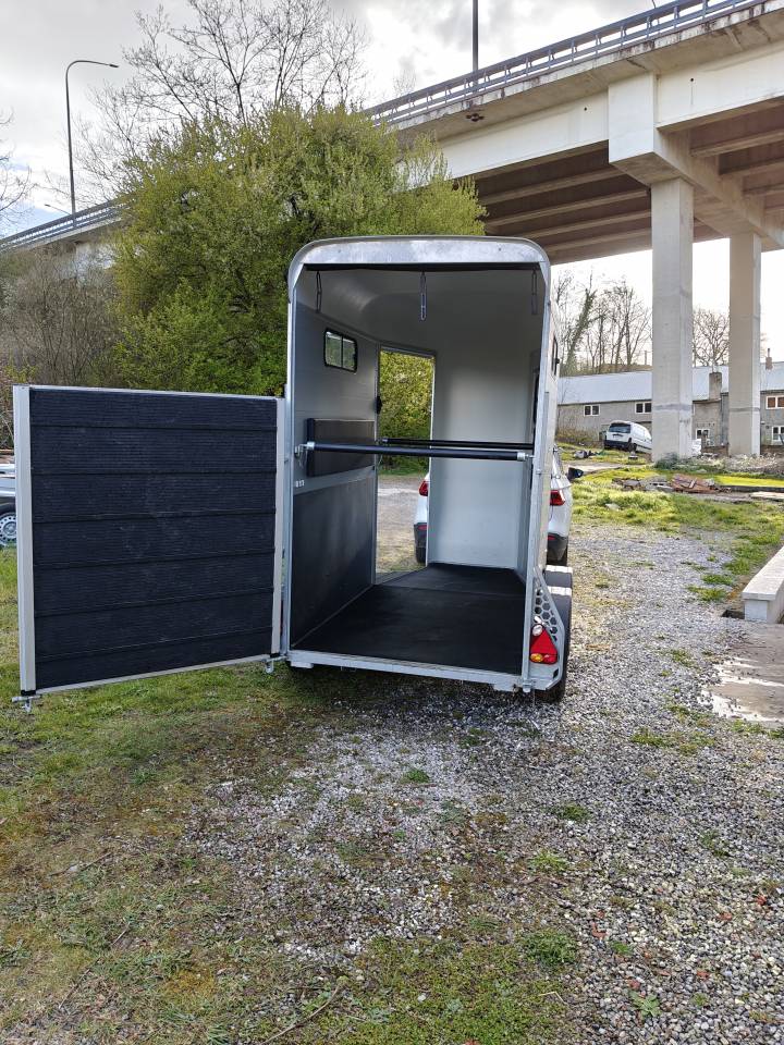 Horse trailer Cheval Liberte Touring ONE 1,5 Stalls 2025 Used