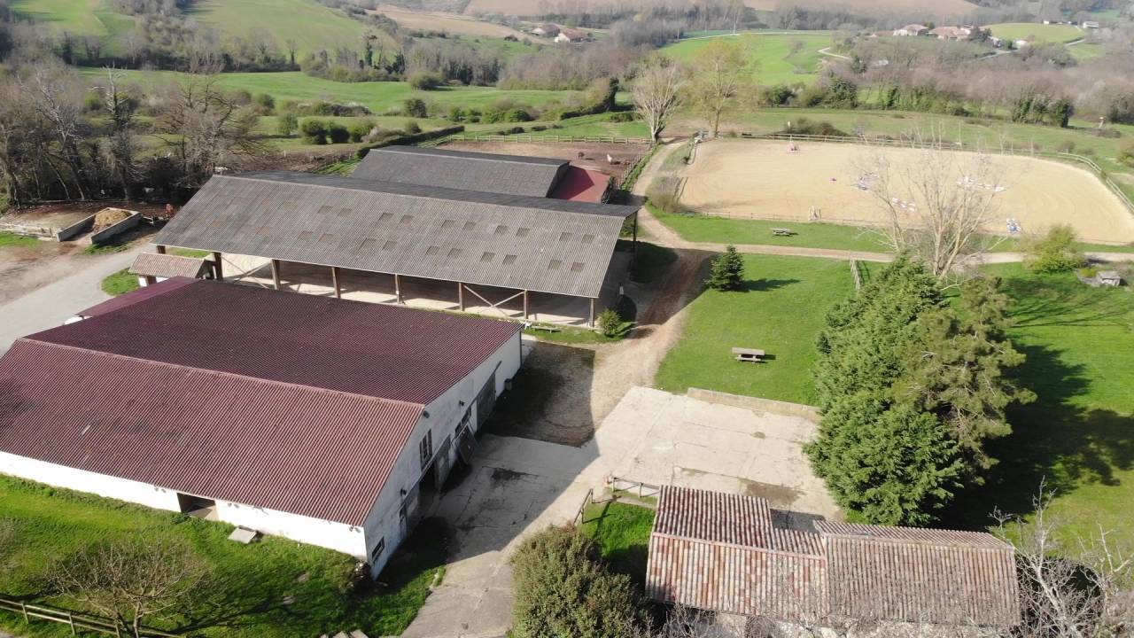 Equestrian property  Dr&ocirc;me