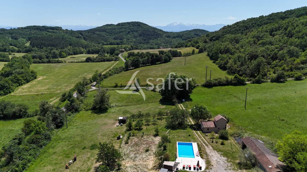 Other country property  Ari&egrave;ge