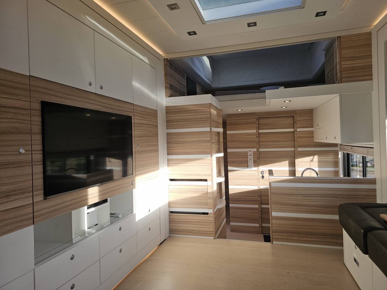 Horsebox NON-HGV STX  2016 Used