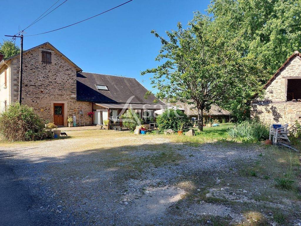 Other country property  Corr&egrave;ze