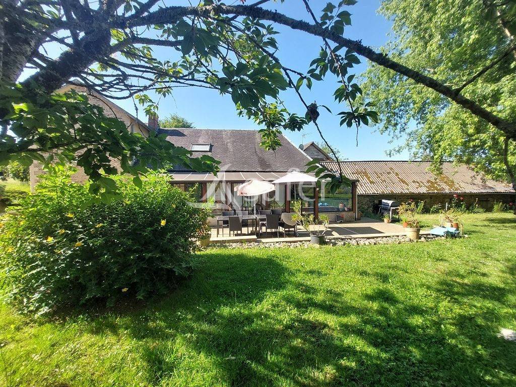 Other country property  Corr&egrave;ze