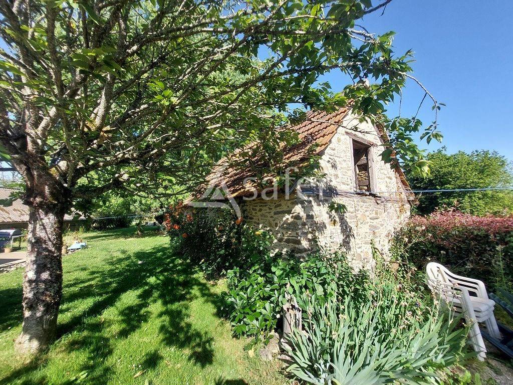 Other country property  Corr&egrave;ze