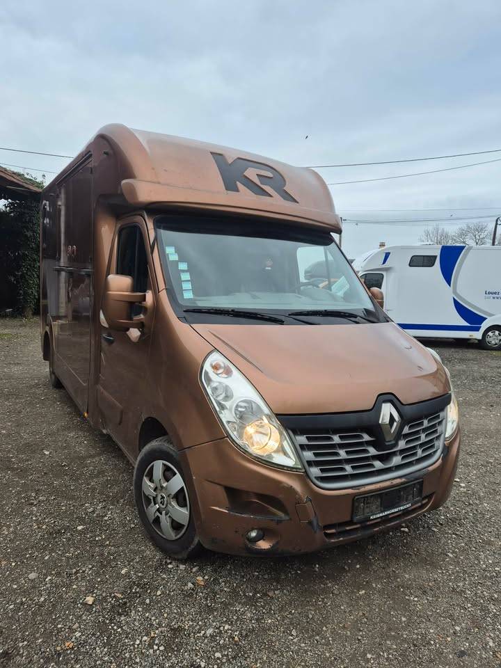 Horsebox HGV Krismar stalles 2017 Used