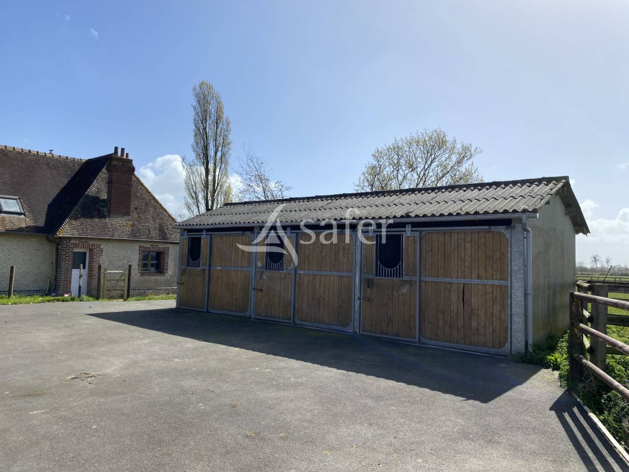 Equestrian property  Calvados