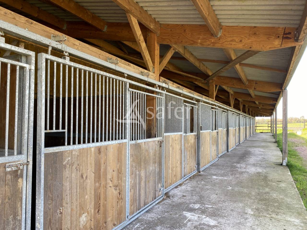 Equestrian property  Calvados