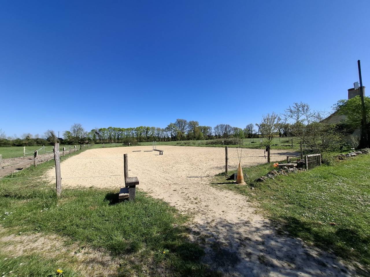 Equestrian property  Maine-et-Loire