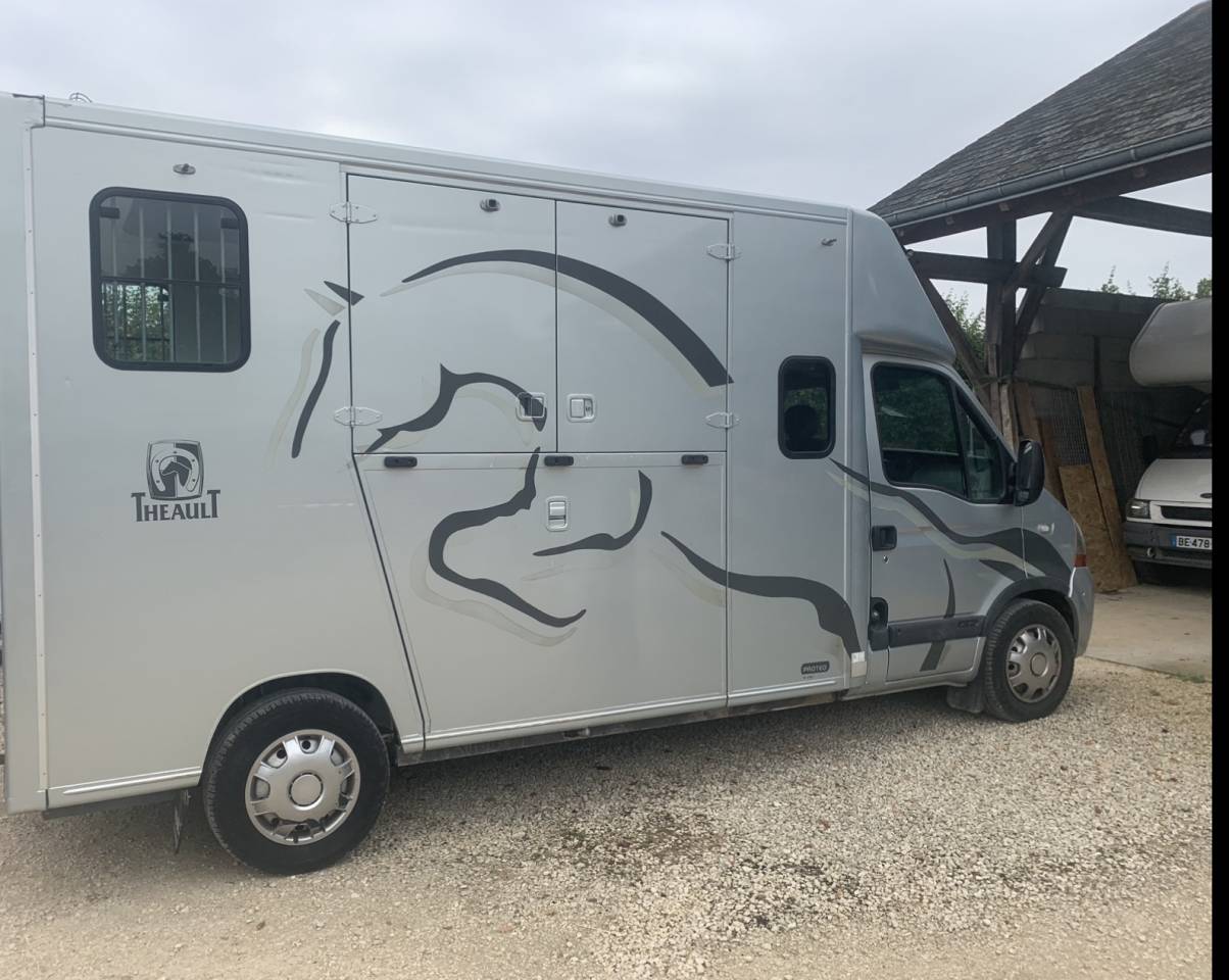 Horsebox HGV Theault  2007 Used